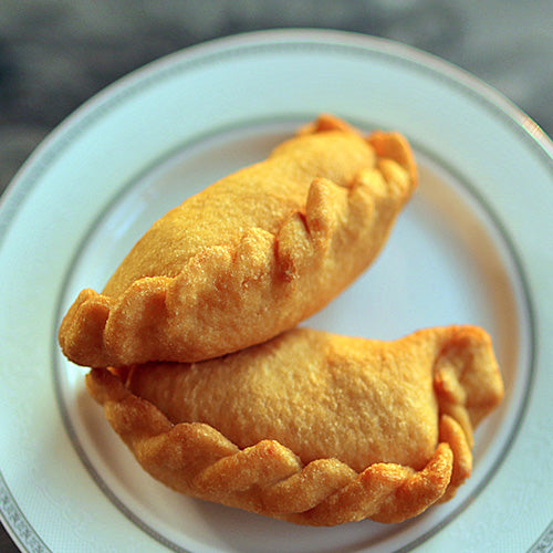 VEGETARIAN EMPANADA Cal:165 F:11g P:12g TC:5g NC:3g